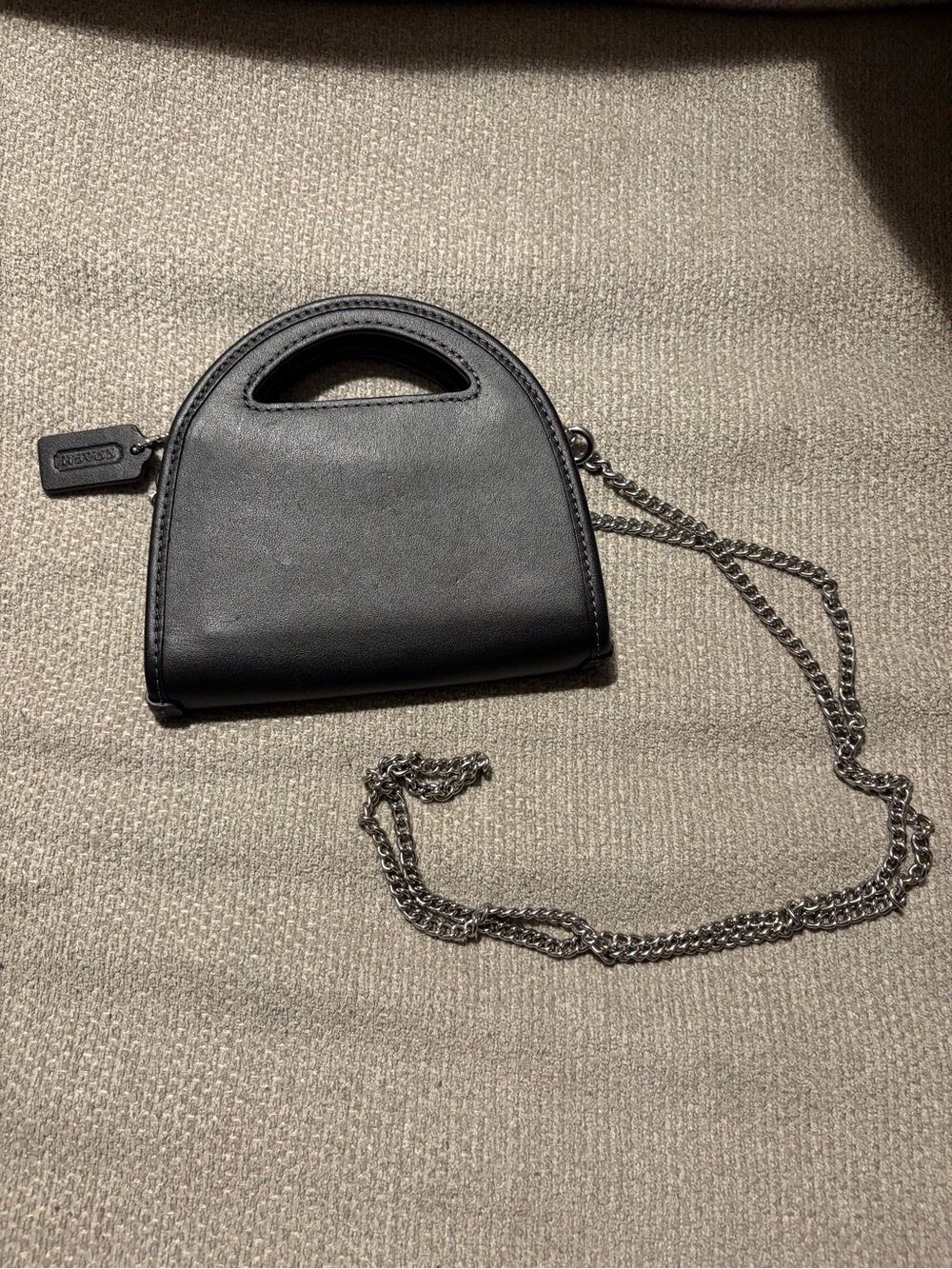 coach top handle card case with chain black